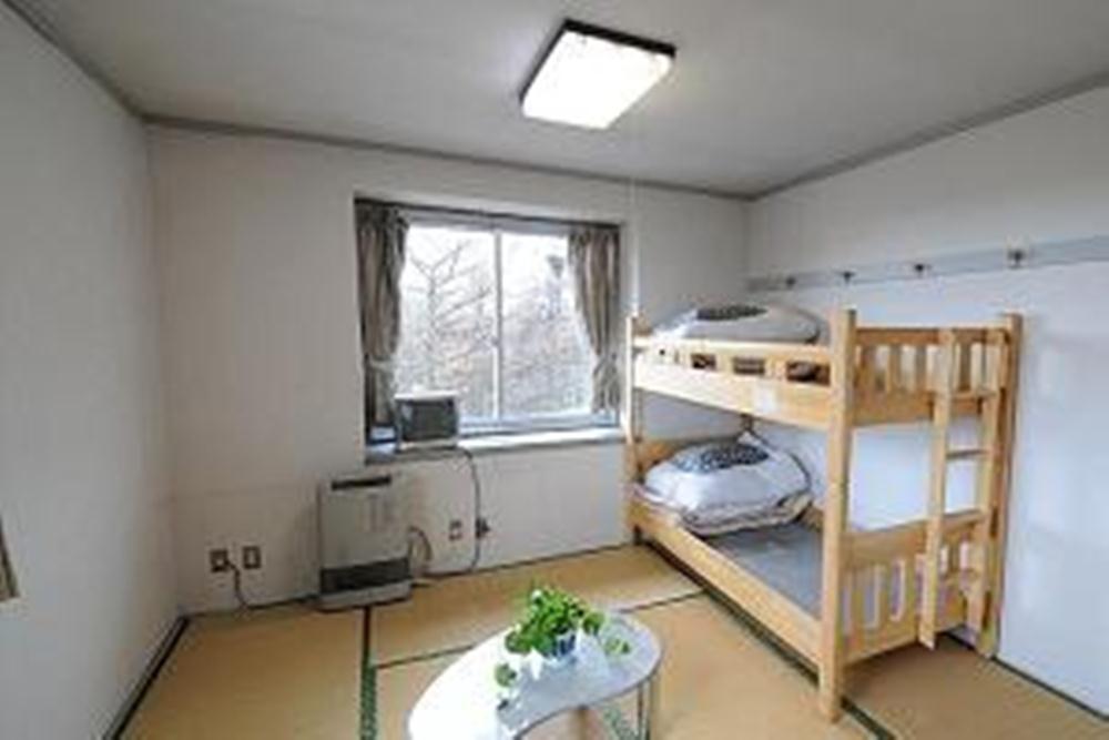 Kusatsu Kogen Youth Hostel Стая снимка